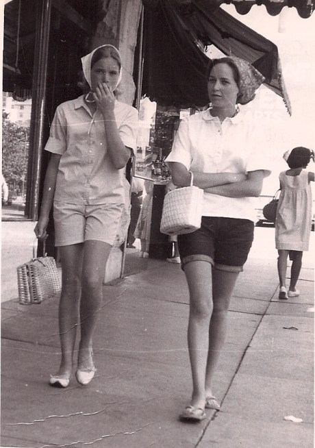 Linda & Karen - 1965